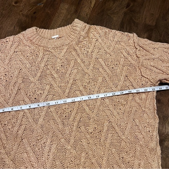Free People Isla Cable Stitch Sweater in Tan XS Relaxed Oversized Boho Grandma - Picture 6 of 11